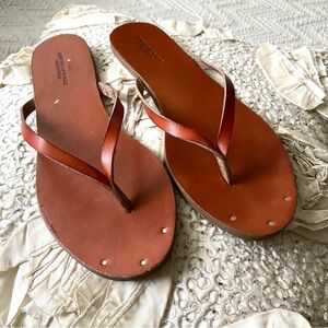American Eagle Brown Leather Flip Flops Size 8